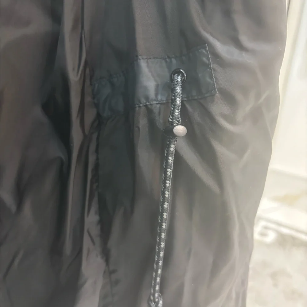 Columbia Charcoal Insulated Vest - Picture 5 of 5